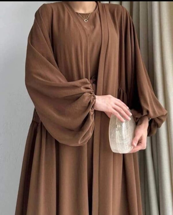 Robe – Image 3